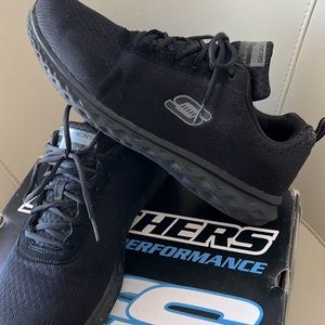 SKECHERS (SKECH-KNIT) Men’s running shoes size 13